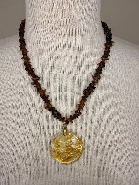 La Dolce Beautiful Amber Glass Necklace with‎ Yellow Gold Pendant 24"